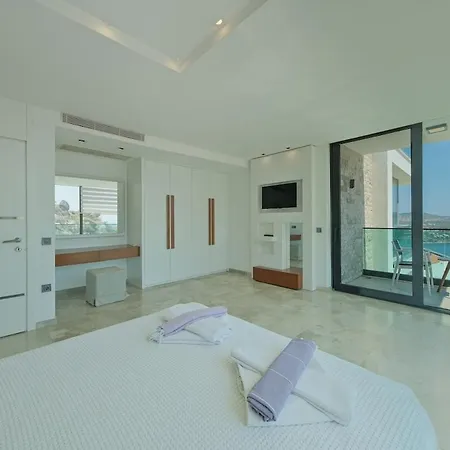 Luxury Sea View For 10 Guests In Kalkan فيلة *