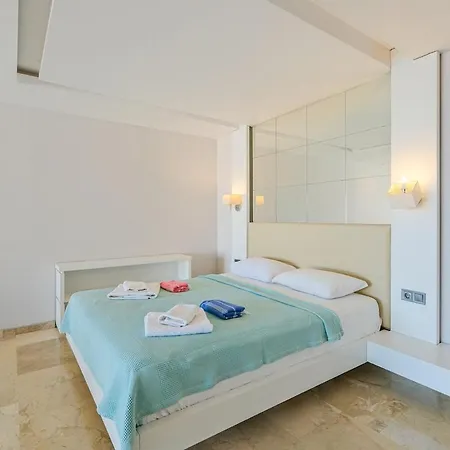 Luxury Sea View For 10 Guests In Kalkan וילה