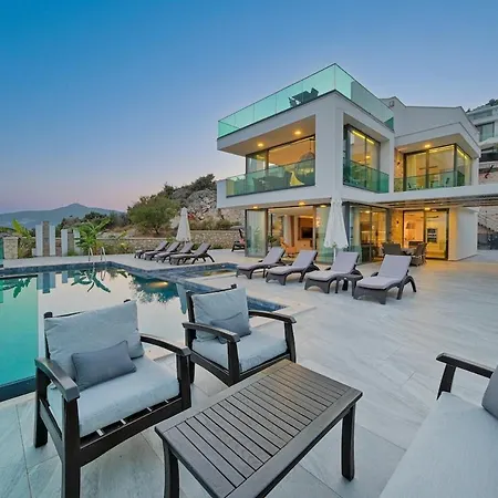 Luxury Sea View For 10 Guests In Kalkan * קס