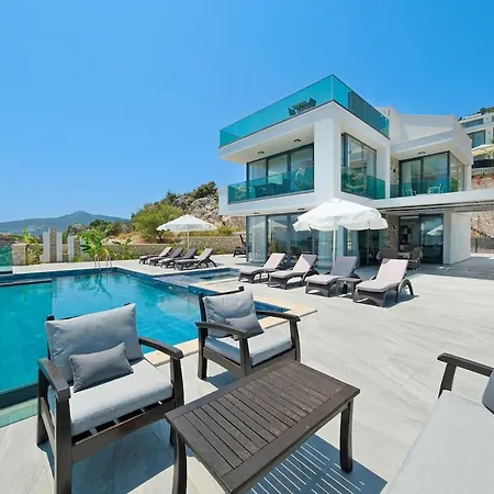 Luxury Sea View For 10 Guests In Kalkan فيلة *